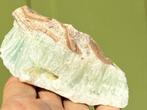 Caribbean calciet uit Pakistan ruw mineralen, Verzamelen, Mineralen en Fossielen, Ophalen of Verzenden, Mineraal