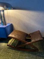 Vintage klassiek schommel voetenbankje jaren 50 / 60, Huis en Inrichting, Banken | Voetenbanken en Poefen, Ophalen of Verzenden