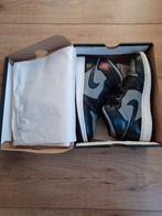 Nike Jordan Schoenen - Maat 37.5, Schoentjes, Jongetje of Meisje, Ophalen of Verzenden, Zo goed als nieuw