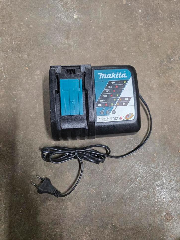 Makita DC18RC Acculader - Zo Goed Als Nieuw!, Doe-het-zelf en Verbouw, Gereedschap | Machine-onderdelen en Toebehoren, Zo goed als nieuw