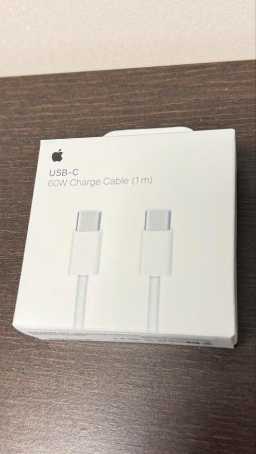 Apple  Originele kabel type-c naar type-c ook voor lightning, Telecommunicatie, Mobiele telefoons | Telefoon-opladers, Nieuw, Apple iPhone