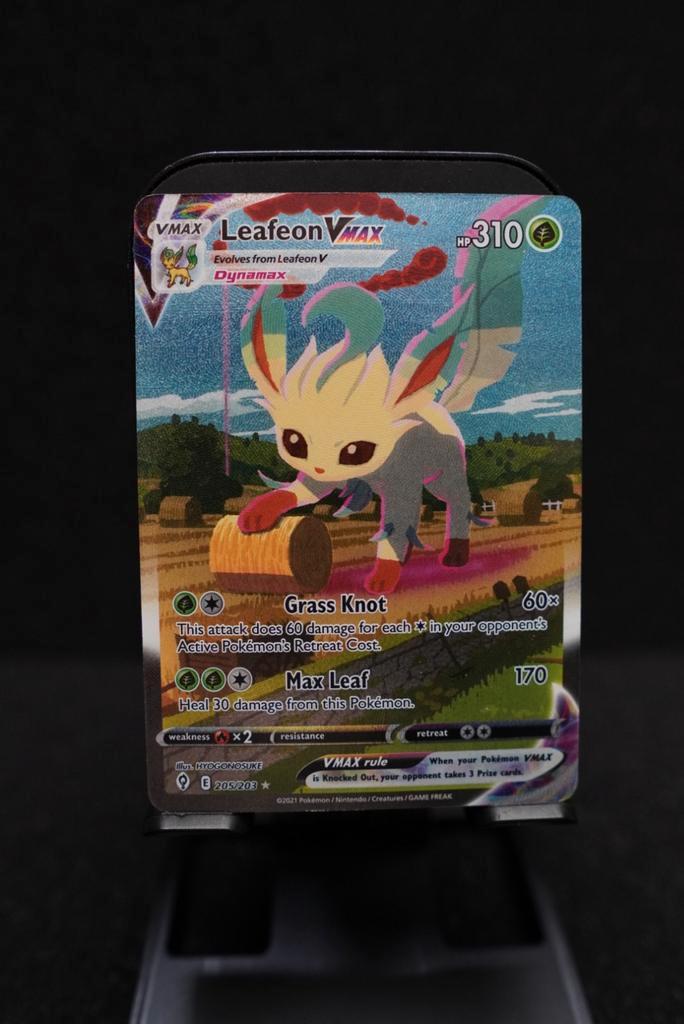 Leafeon 205/203, Hobby en Vrije tijd, Verzamelkaartspellen | Pokémon, Zo goed als nieuw, Ophalen of Verzenden