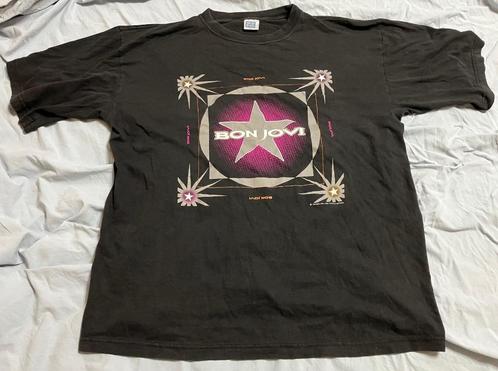 Vintage Bon Jovi World Tour 1996 t-shirt maat XL, Verzamelen, Muziek, Artiesten en Beroemdheden, Gebruikt, Kleding, Ophalen of Verzenden