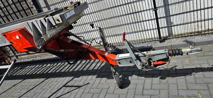 Ladderlift ,meubellift ,pannenlift  26 meter  , BJ 2001, Zakelijke goederen, Machines en Bouw | Liften, Steigers en Ladders, Ophalen