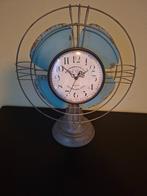 Te koop ventilator tafelklok, Huis en Inrichting, Ophalen, Zo goed als nieuw, Analoog, Wekker of Tafelklok