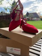Unisa rode hakken maat 40, Kleding | Dames, Schoenen, Pumps, Ophalen of Verzenden, Zo goed als nieuw, Unisa