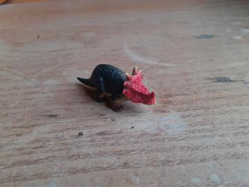 Dinosaurs plastic figuur  beschikbaar voor biedingen