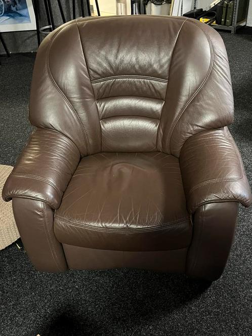 2x leren Fateul relaxstoelen  – bruin, Huis en Inrichting, Fauteuils, Zo goed als nieuw, Leer, Ophalen