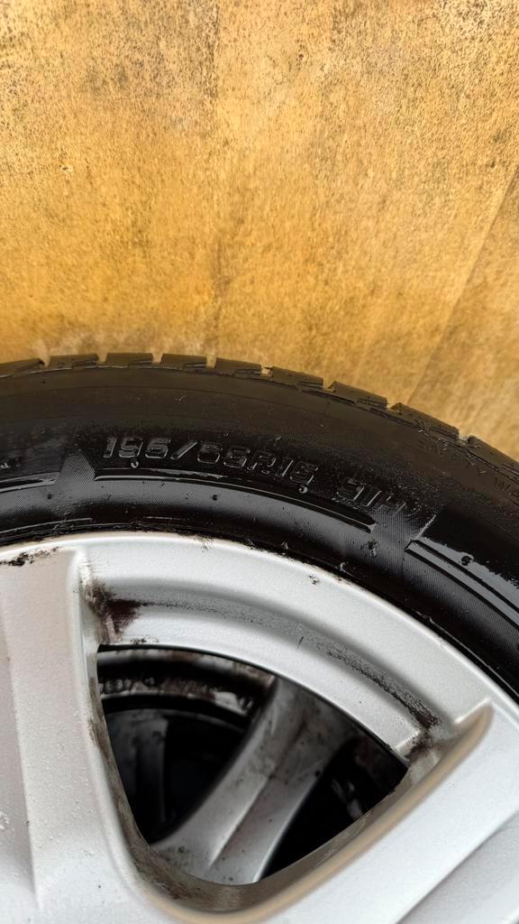 Banden en velgen, Auto-onderdelen, Banden en Velgen, Band(en), Zomerbanden, 15 inch, 195 mm, Ophalen of Verzenden