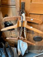 Oude bijzondere kleerhangers, Antiek en Kunst, Curiosa en Brocante, Ophalen of Verzenden