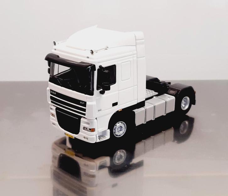 WSI DAF XF 105 sc ''white line'', Hobby en Vrije tijd, Modelauto's | 1:50, Nieuw, Bus of Vrachtwagen, Wsi, Ophalen of Verzenden