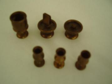 poppenhuis miniatuur standaard kaarthouder brons bokaal beke beschikbaar voor biedingen