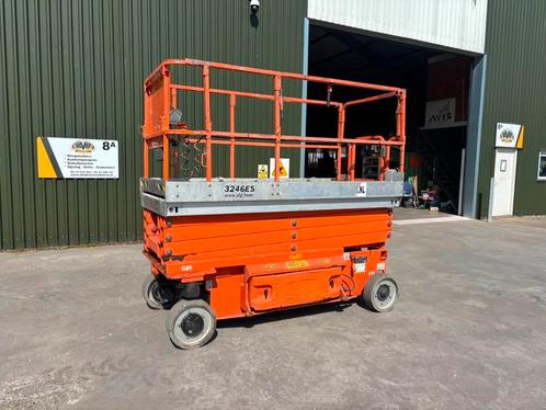 JLG 3246 ES schaarhoogwerker 12m (bj 2010), Zakelijke goederen, Machines en Bouw | Liften, Steigers en Ladders