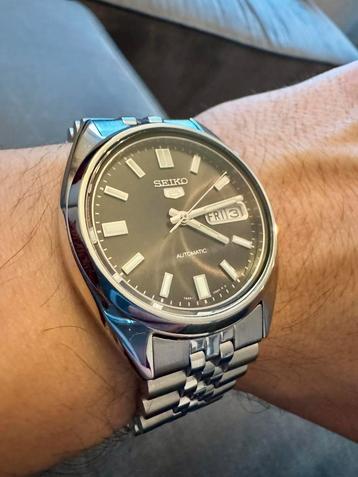 Seiko SNXS79 Automatic – Compleet met Extra Jubilee Bracelet beschikbaar voor biedingen