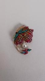 Vlinder broche, Sieraden, Tassen en Uiterlijk, Broches, Overige materialen, 4 tot 7 cm, Overige kleuren, Nieuw