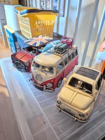 Blikken auto's 3 stuks. 1x VW t1 bus, 1x Mini + 1xFiat 500  beschikbaar voor biedingen