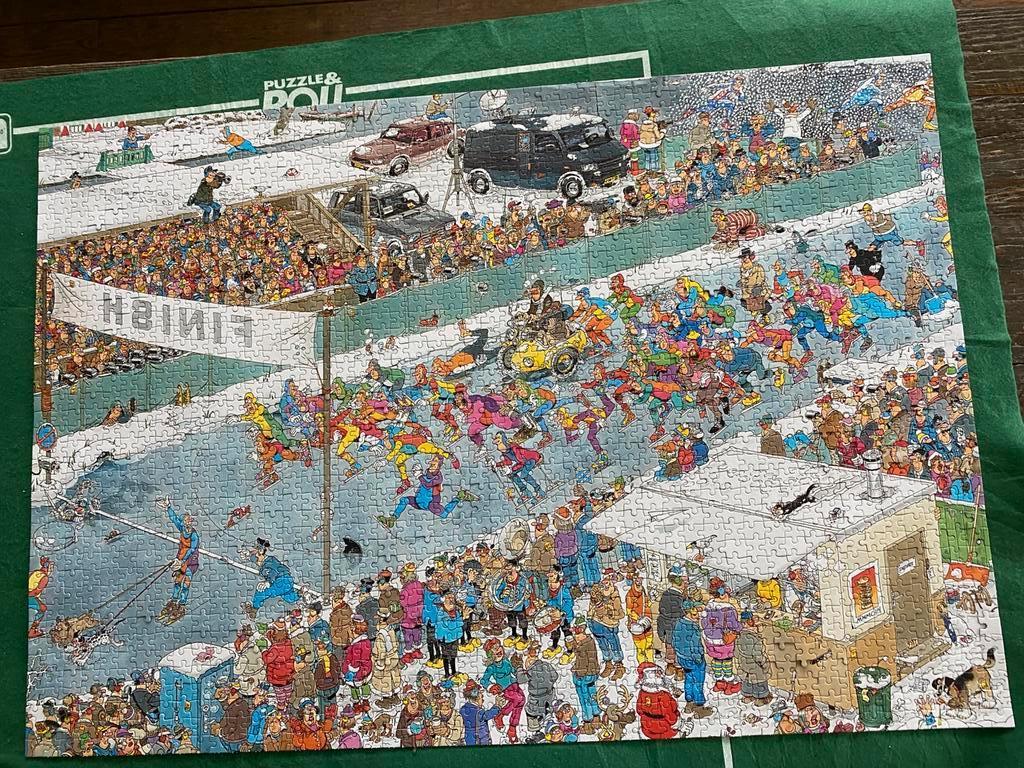 Jan van Haasteren puzzel De Elfstedentocht 2000 stukjes, Ophalen of Verzenden, Meer dan 1500 stukjes, Zo goed als nieuw, Legpuzzel