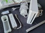 Complete Wii met Wii Sports, Wii Fit Plus en Balanceboard, Spelcomputers en Games, Spelcomputers | Nintendo Wii, Ophalen, Gebruikt