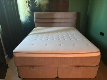 Boxspring MAYA (160x200) beschikbaar voor biedingen