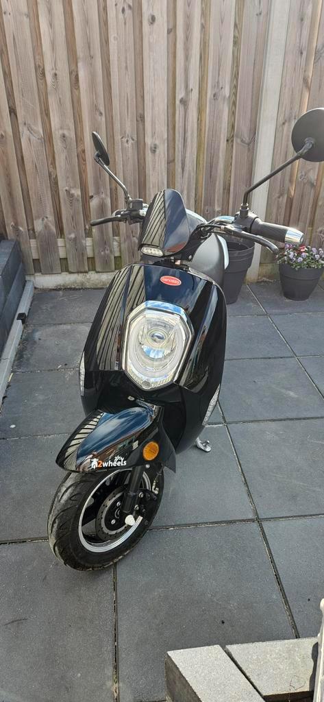 Monasso Grace 2021, Fietsen en Brommers, Snorfietsen en Snorscooters, Gebruikt, Overige merken, Elektrisch, Ophalen