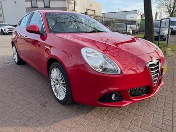 Alfa Romeo Giulietta 1.6 JTDm Progression Airco/ECC,Cruiseco beschikbaar voor biedingen