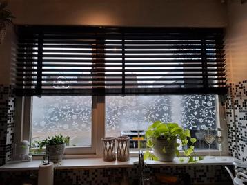 Zwarte aluminium jaloezie 190× 120 cm beschikbaar voor biedingen