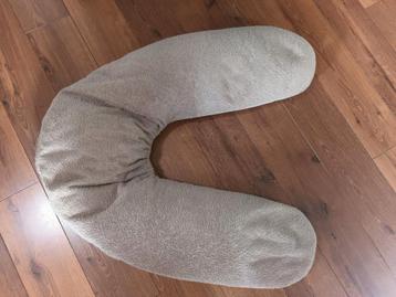Beige voedingskussen voedings kussen zwangerschapskussen beschikbaar voor biedingen