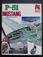 Boek P-51 Mustang (BK569), Boeken, Ophalen of Verzenden, Luchtmacht, Tweede Wereldoorlog, Gelezen