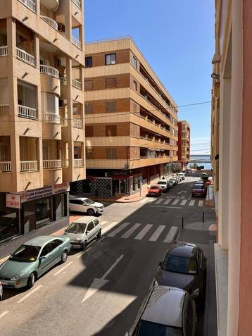 Appartement te huur Torrevieja Alicante AC Wifi 6 Persoons beschikbaar voor biedingen