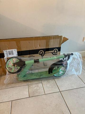 Nieuwe Step  - Rollkonig mint groen beschikbaar voor biedingen