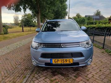 Mitsubishi Outlander 2.0 Dohc Mivec Phev 203pk 4WD CVT 5P beschikbaar voor biedingen