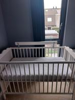 Wit Baby ledikant met matras, Kinderen en Baby's, Babywiegjes en Ledikanten, Ophalen, Gebruikt, Ledikant