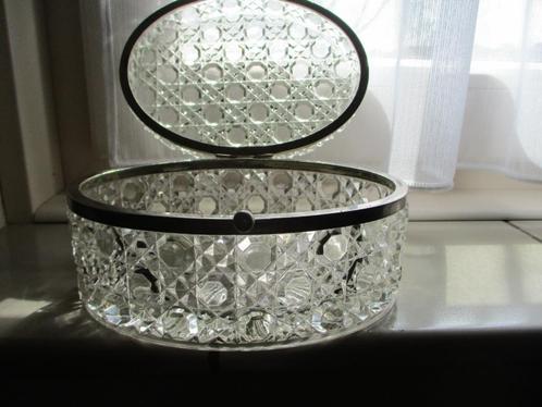 Vintage Cristallen snoepbak,v.a 20,00e, Antiek en Kunst, Antiek | Glas en Kristal, Ophalen of Verzenden