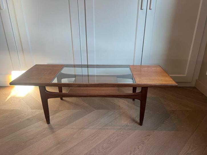 G Plan Salontafel Mid Century Stijl met Glas, Huis en Inrichting, Tafels | Salontafels, Gebruikt, Minder dan 50 cm, 50 tot 100 cm
