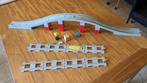 Lego Duplo brug en rails voor de trein (complete set), Kinderen en Baby's, Speelgoed | Duplo en Lego, Ophalen of Verzenden, Zo goed als nieuw