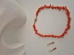 Bloedkoralen ketting en oorbellen met gouden sluiting, Sieraden, Tassen en Uiterlijk, Antieke sieraden, Ophalen of Verzenden, Goud