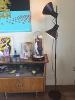 Orginele Vintage vloerlamp bruin, Huis en Inrichting, Lampen | Vloerlampen, Ophalen, Zo goed als nieuw, Vintage jaren 70, Metaal