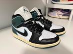 Nike  Air Jordan 1 mid SE maat 39, Kleding | Dames, Schoenen, Ophalen of Verzenden, Zo goed als nieuw, Groen, Sneakers of Gympen