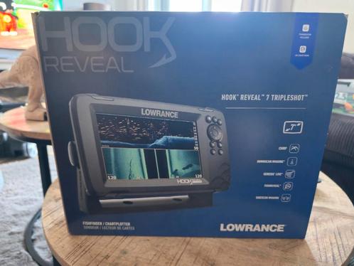 Lowrance hook reveal tripleshot 7 fishfinder, Watersport en Boten, Hengelsport | Roofvissen, Zo goed als nieuw, Complete set, Ophalen