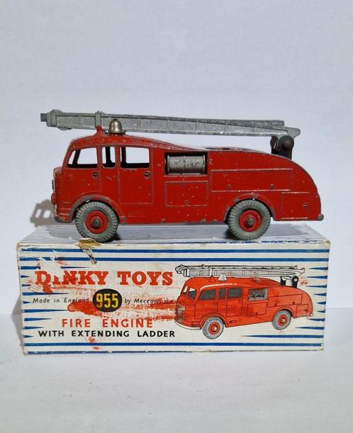 oude Dinky Toys 955 - Fire Engine with extending ladder, Hobby en Vrije tijd, Modelauto's | 1:43, Gebruikt, Bus of Vrachtwagen