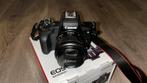 Canon EOS M50 + 18-45mm, 50mm lens & adapter, Ophalen, Canon, Compact, Zo goed als nieuw