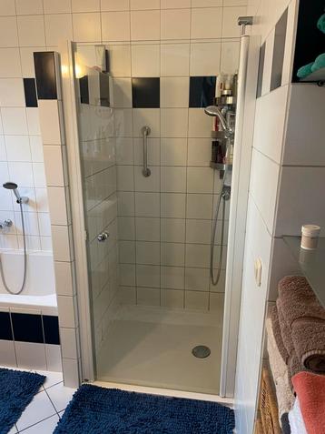 Douchedeur 90 cm beschikbaar voor biedingen