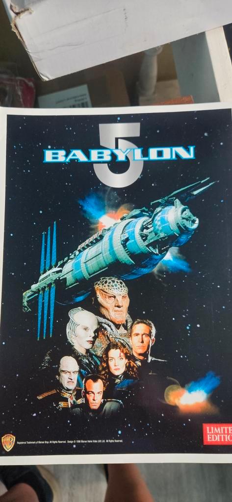 Babylon 5 Limited Edition Poster - Zo Goed Als Nieuw!, Cd's en Dvd's, Dvd's | Tv en Series, Zo goed als nieuw, Science Fiction en Fantasy