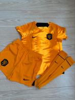 Nike Nederland thuis tenue 2022 tot 2024 maat 122/ 128, Kinderen en Baby's, Jongen of Meisje, Ophalen of Verzenden, Zo goed als nieuw