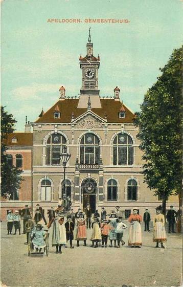 (300-485-005) Apeldoorn Gemeentehuis beschikbaar voor biedingen