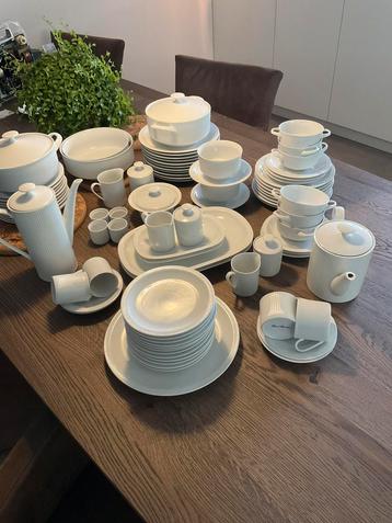 Vintage servies Cannelee Wit met ribbels Arzberg en Royal P. beschikbaar voor biedingen