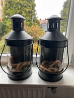 Twee sfeervolle lantaarns, Ophalen, 25 tot 50 cm, Zwart, Zo goed als nieuw