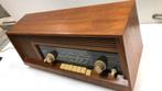 Philips radio. B4D33A . Notenhout, Antiek en Kunst, Ophalen of Verzenden