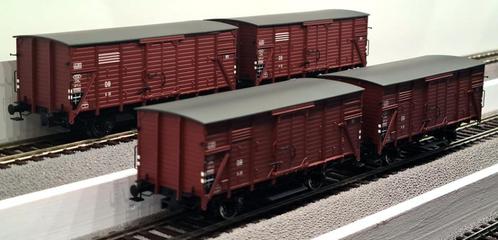 Vier Brawa goederenwagons type G10 met transfer nummer, Hobby en Vrije tijd, Modeltreinen | H0, Zo goed als nieuw, Wagon, Gelijkstroom