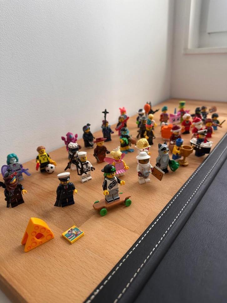 Lego CMF plus overige minifig collectie, Kinderen en Baby's, Speelgoed | Duplo en Lego, Zo goed als nieuw, Lego, Ophalen of Verzenden